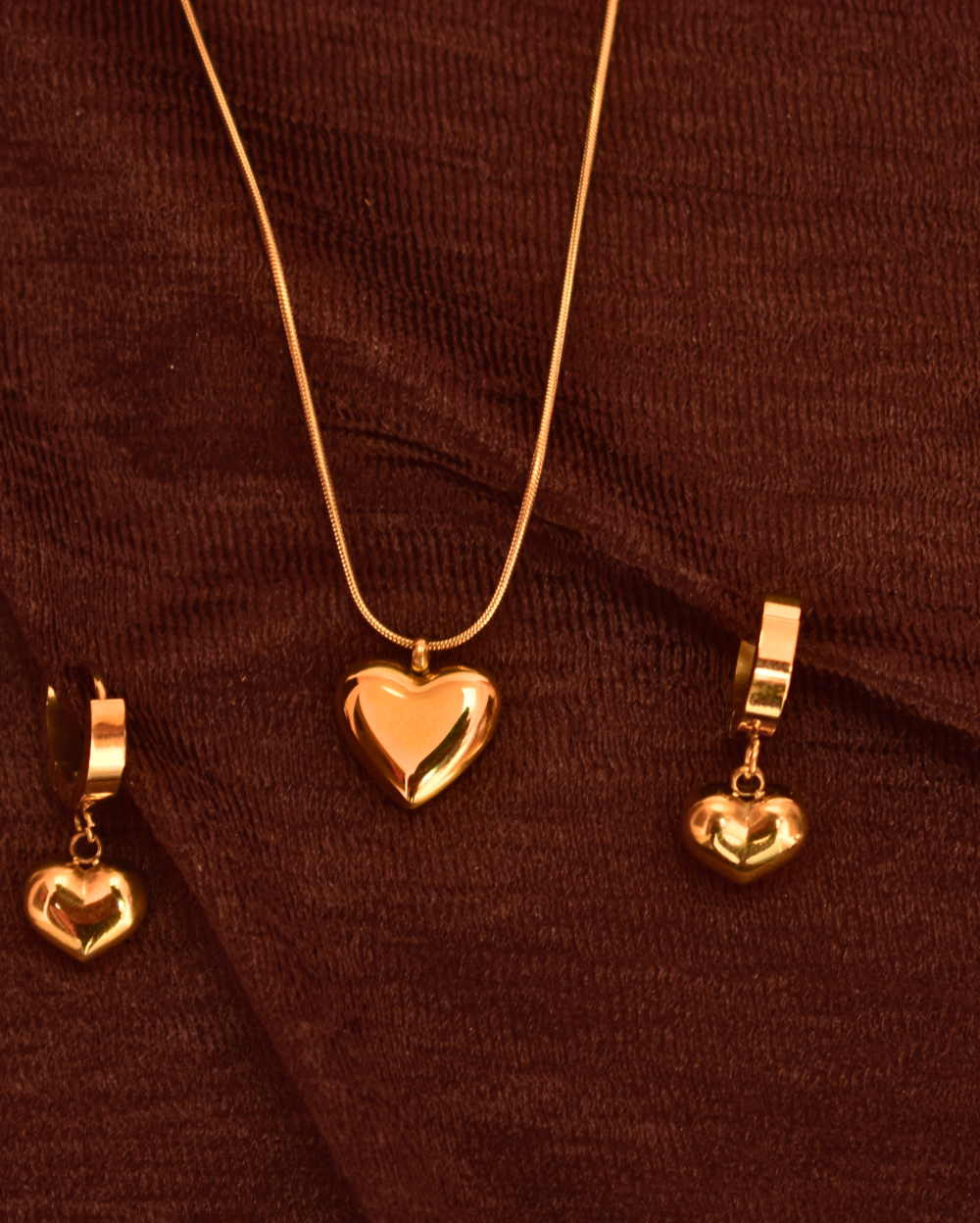 18K Gold Tone Heart Shaped Pendant and Chain with Earings